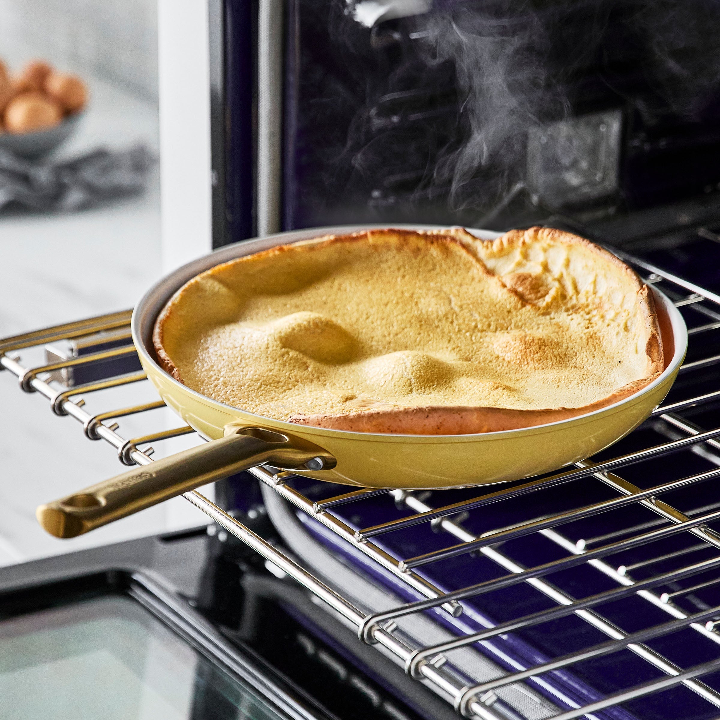 Padova Reserve Sunshine Yellow 2-delige pannenset 20+28cm braadpan in oven